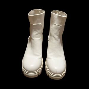 White Athlefit Ankle Boots for Women